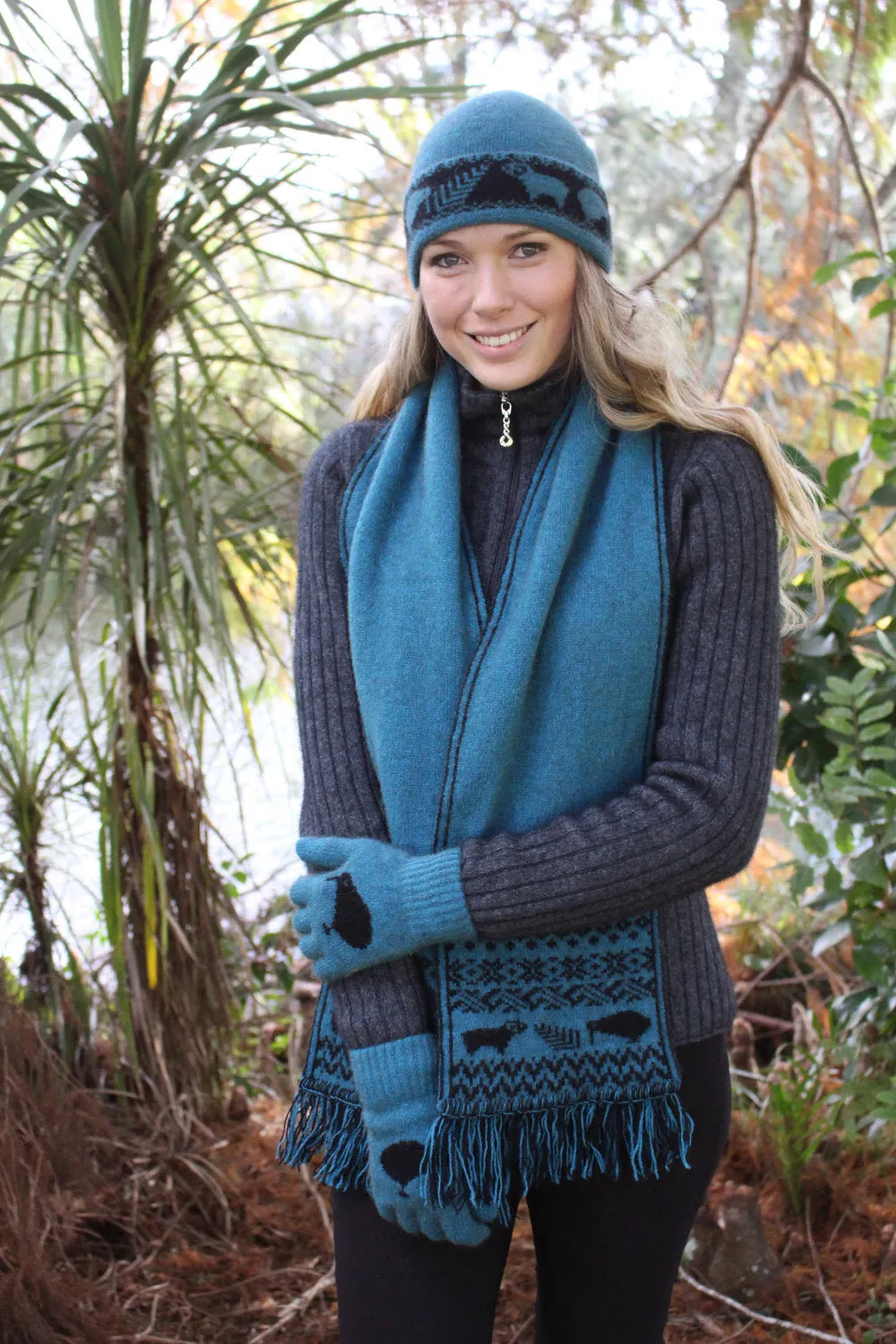 Kiwi Icon Scarf