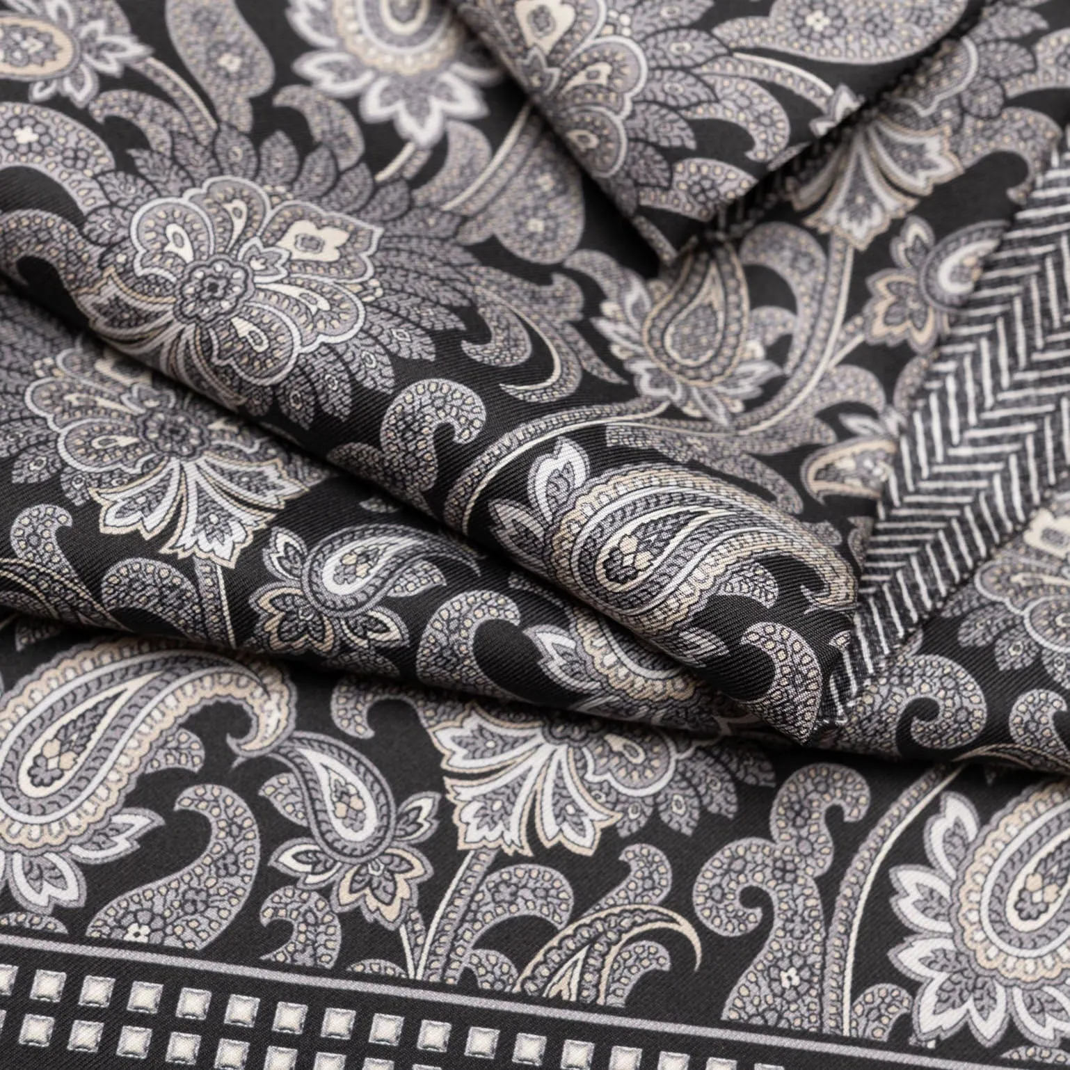 Pasquino - Reversible Silk Scarf - Black