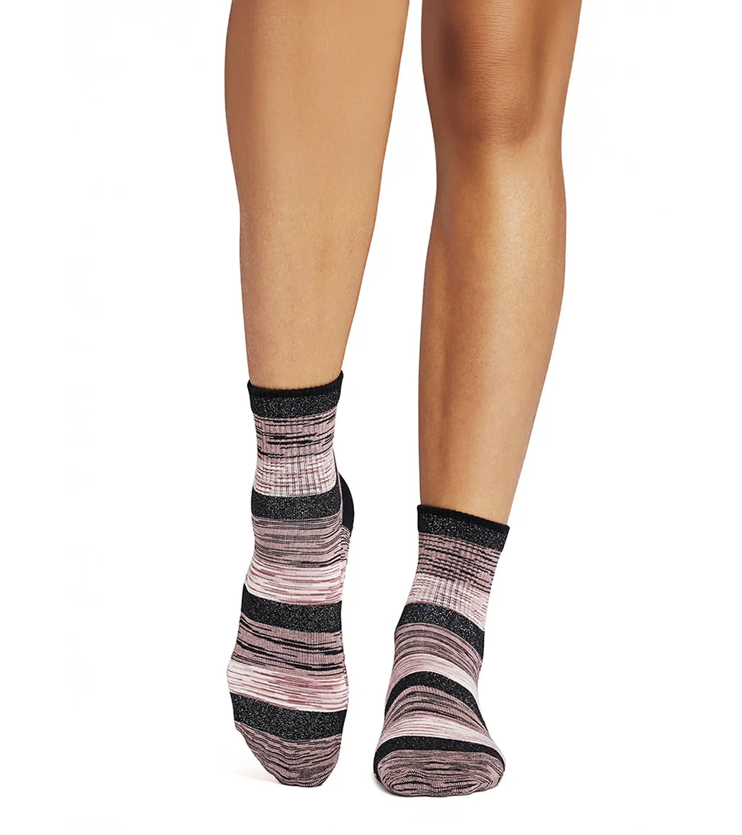 Tavi Aria Yoga Grip Socks