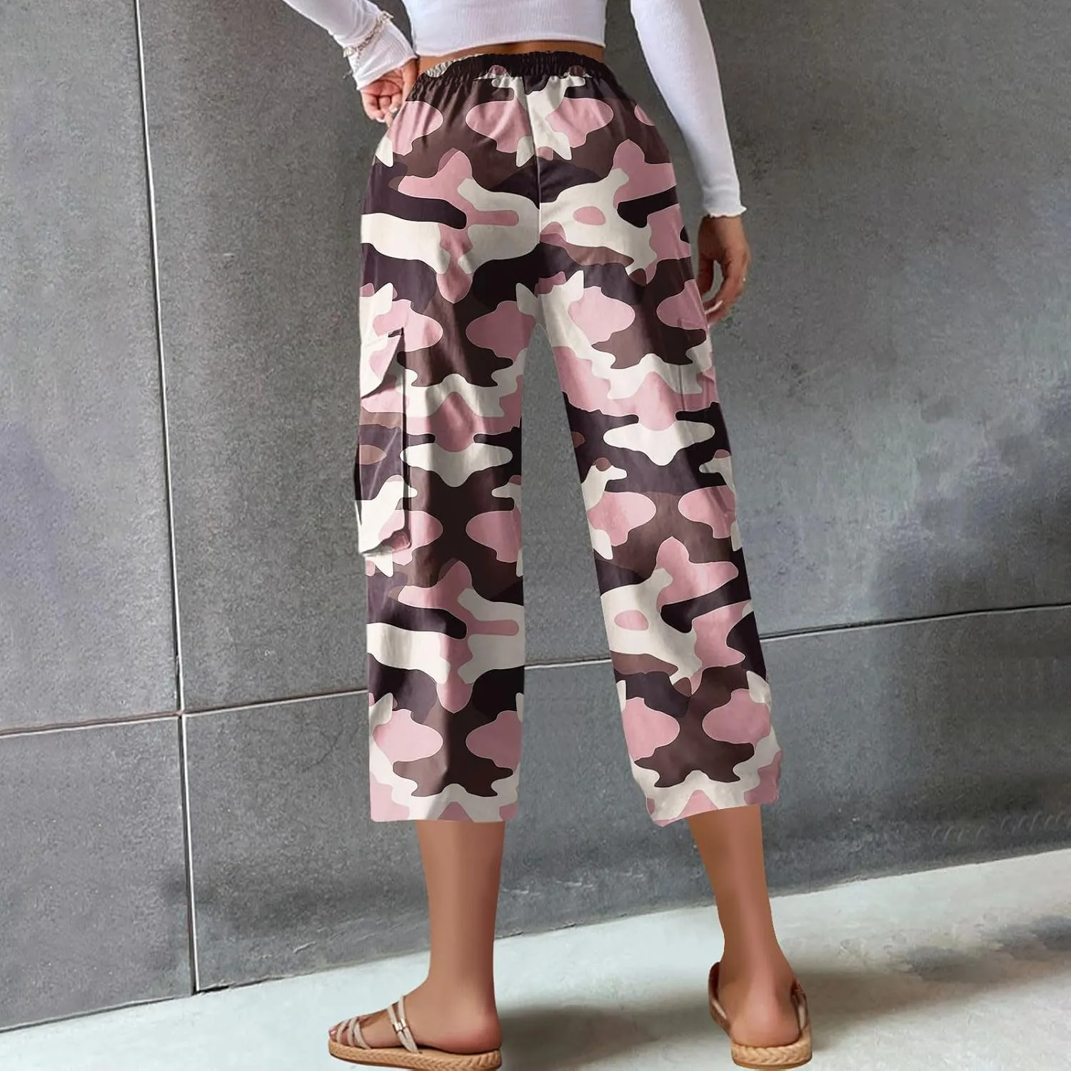 Women's Cargo Capris Hiking Pants Lightweight Outdoor Athletic Travel Casual Loose Fit Camouflage Pants with Pockets